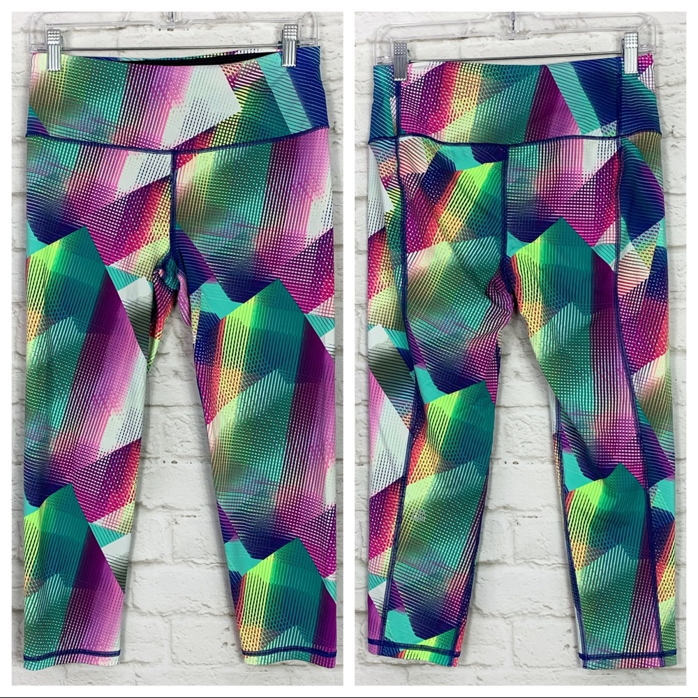 VSX Sport Knockout Capri Stretchy Athletic Crops M